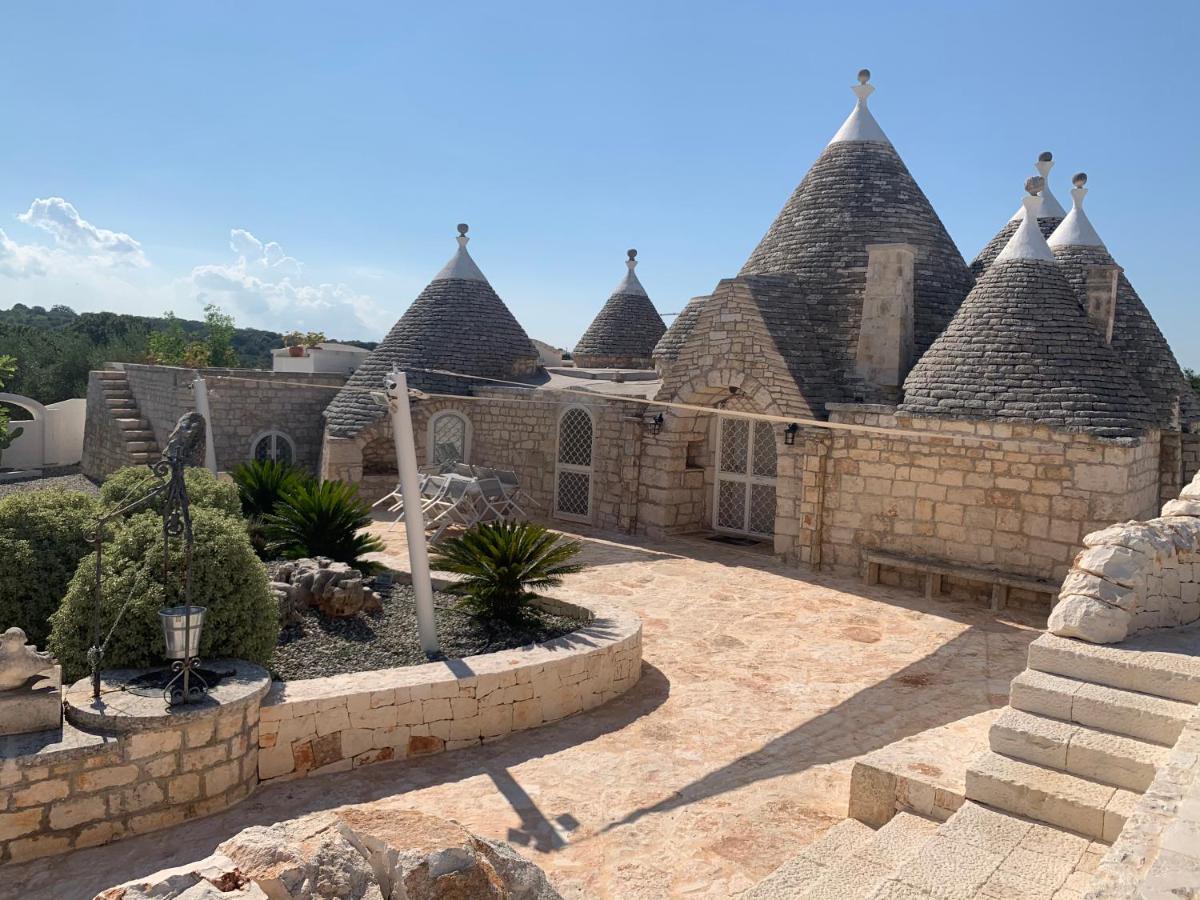 مبيت وإفطار تْشيستيرنِنو Trulli Tesoro المظهر الخارجي الصورة